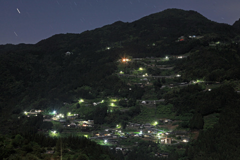 山村の灯（やまのあかり）の写真