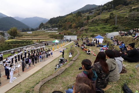 棚田の音楽祭の写真