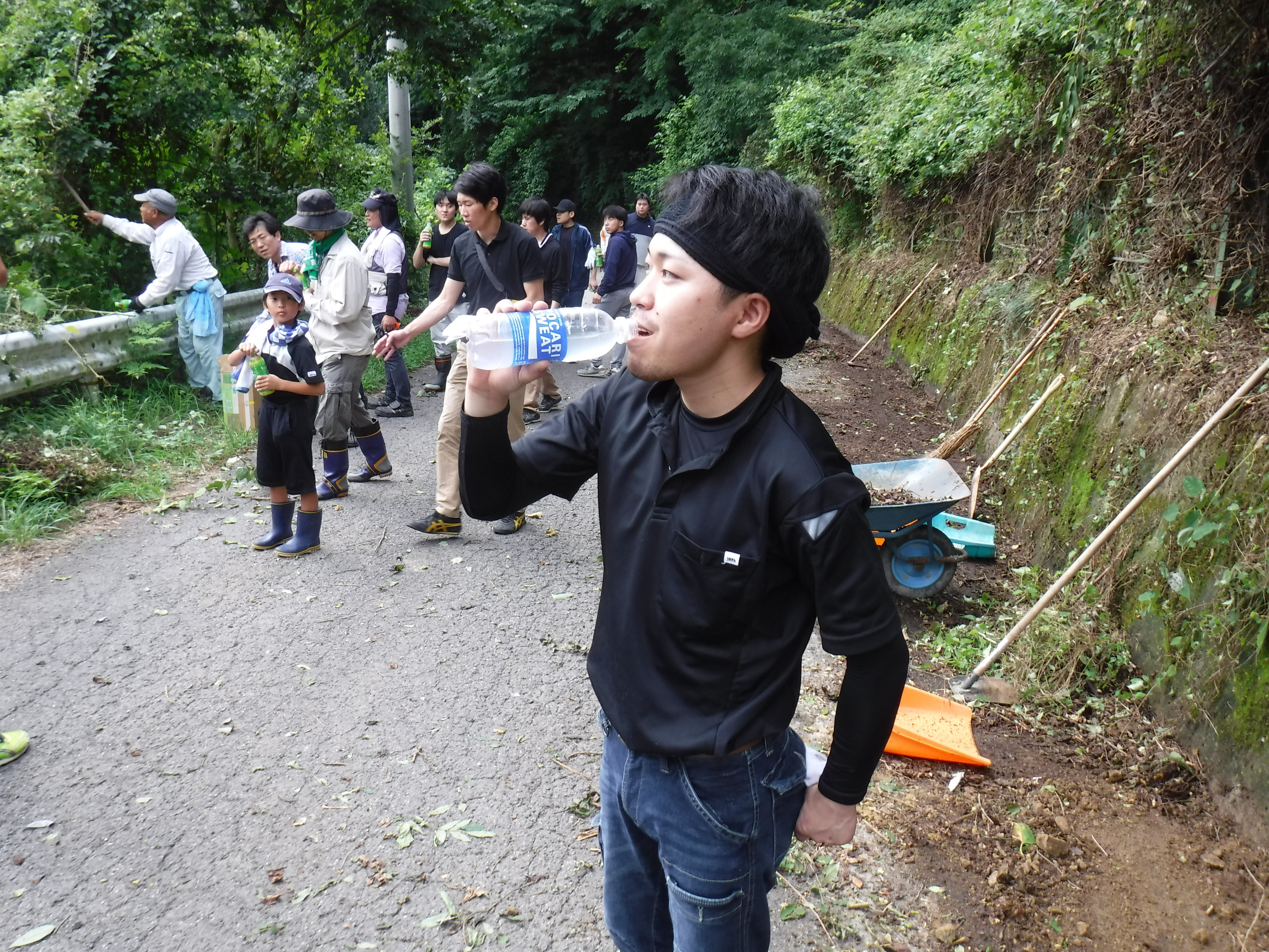 提供飲料を飲んでいる様子