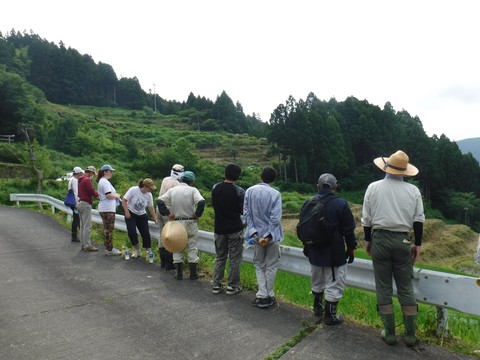 作業場所について、全体が見える高いところから説明です。